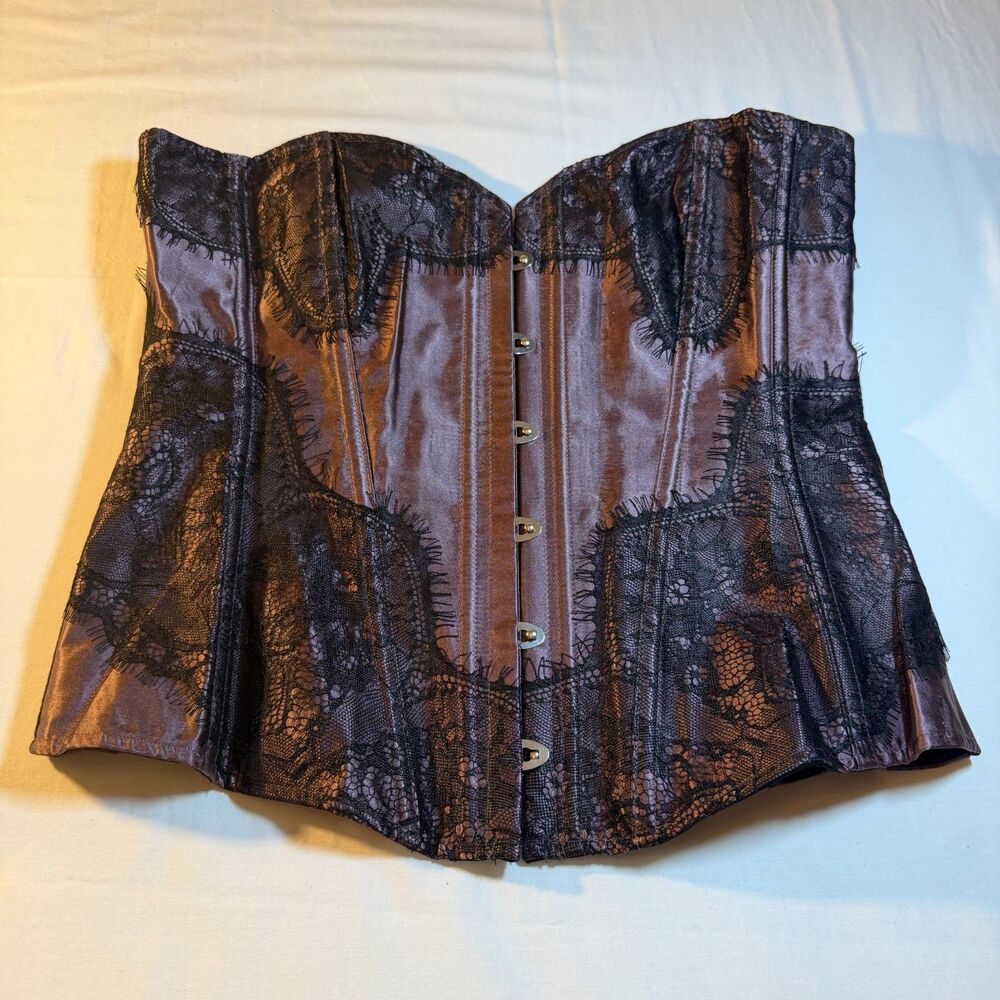 Adore me M Kyra Women Purple Satin Lace Boned Lingerie Corset Bust
